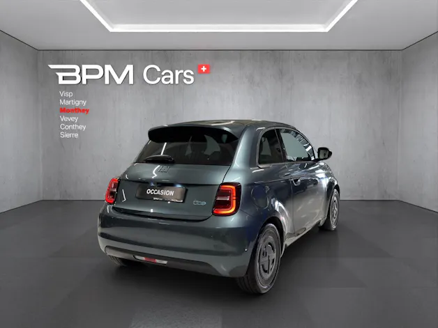 Fiat 500 electric 87 kW Armani