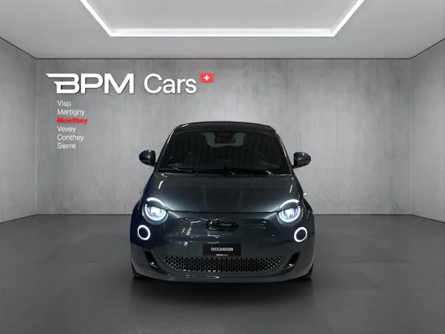Fiat 500 electric 87 kW Armani
