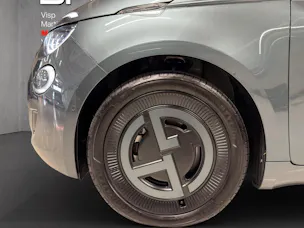 Fiat 500 electric 87 kW Armani