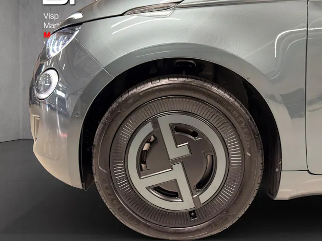 Fiat 500 electric 87 kW Armani