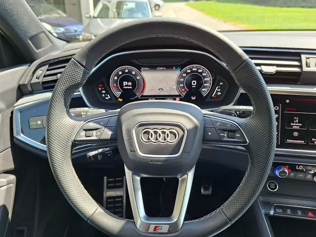 Audi Q3 Sportback 40 TFSI S line quattro S-tronic *CH-Fahrzeug mit Garantie+ASSP*