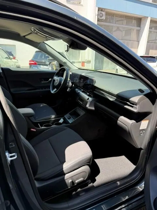 HYUNDAI Kona 65,4 kWh Electric Amplia