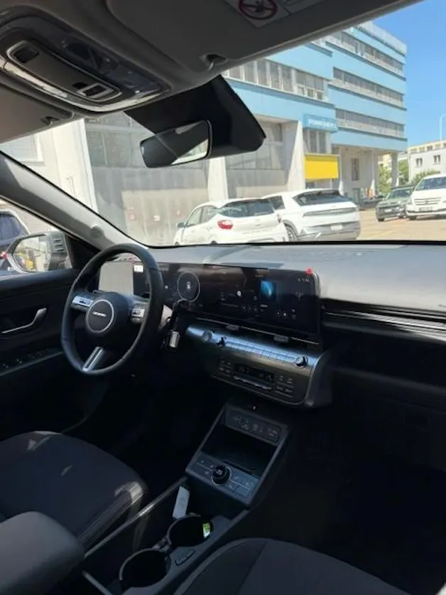 HYUNDAI Kona 65,4 kWh Electric Amplia