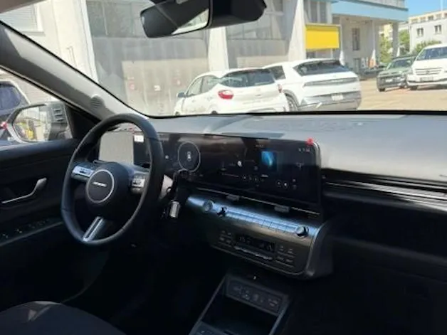 HYUNDAI Kona 65,4 kWh Electric Amplia