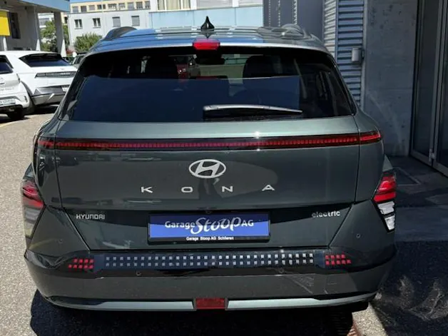 HYUNDAI Kona 65,4 kWh Electric Amplia