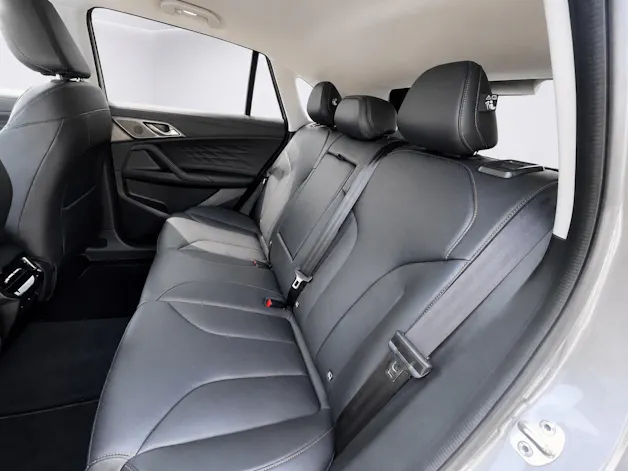 MG HS 1.5 T Hybrid+ Luxury *7 Jahre MG Garantie/150'000 km*