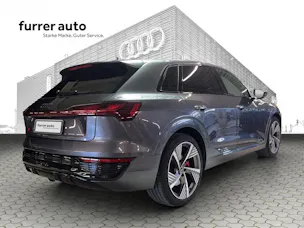 Audi Q8 55 e-tron Black Edition quattro