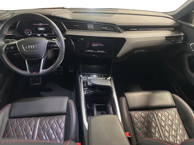Audi Q8 50 e-tron Black Edition quattro
