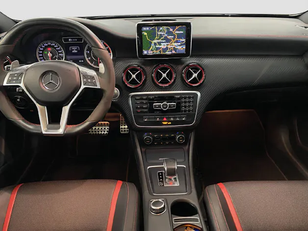 Mercedes-Benz A 45 AMG 4MATIC