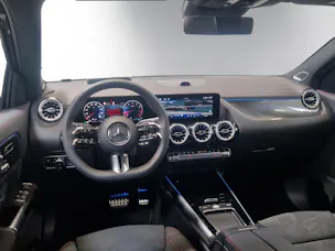 Mercedes-Benz GLA 220 4Matic 8G-DCT