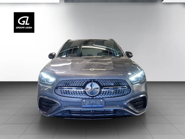 Mercedes-Benz GLA 220 4Matic 8G-DCT