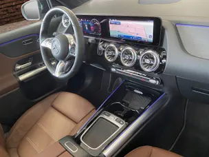 Mercedes-Benz GLA 200 7G-DCT