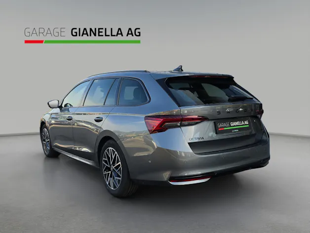 SKODA Octavia Combi 2.0 TSI DSG Dynamic 4x4