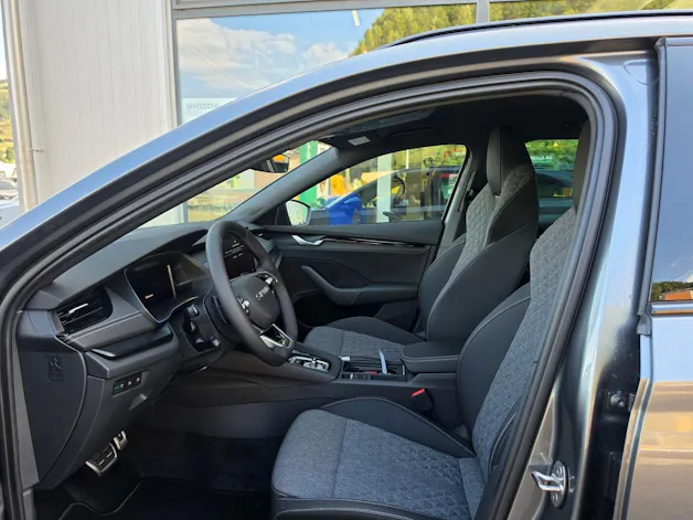 SKODA Octavia Combi 2.0 TSI DSG Dynamic 4x4