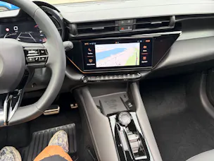 Alfa Romeo Junior 1.2 48V Hybrid Q4