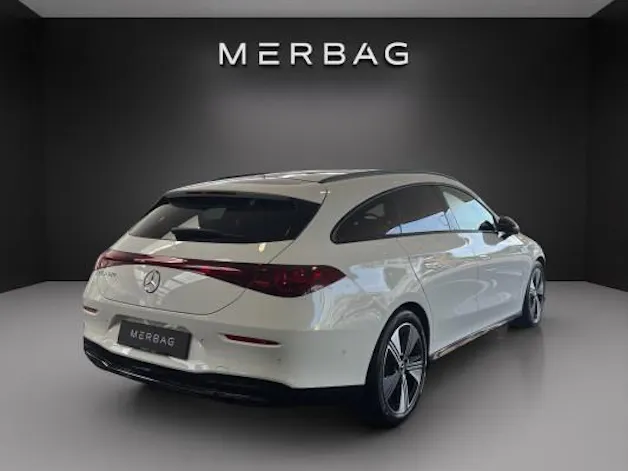 Mercedes-Benz CLA SB 180 8G-DCT