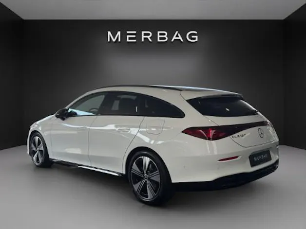 Mercedes-Benz CLA SB 180 8G-DCT