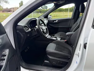 Ford Kuga 2.5 Hybrid ST-Line X 4x4