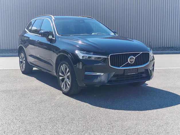VOLVO XC60 B4 Benzin Mild Hybrid Momentum Geartronic