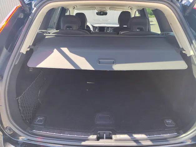 VOLVO XC60 B4 Benzin Mild Hybrid Momentum Geartronic