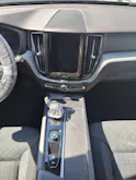 VOLVO XC60 B4 Benzin Mild Hybrid Momentum Geartronic