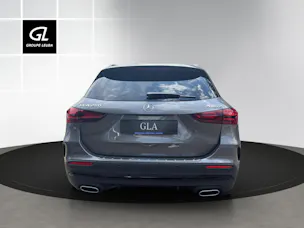 Mercedes-Benz GLA 250 4Matic 8G-DCT Swiss Star