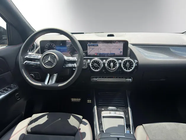 Mercedes-Benz GLA 250 4Matic 8G-DCT Swiss Star