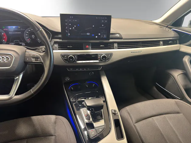 Audi A4 Avant 40 adv S-tro qua