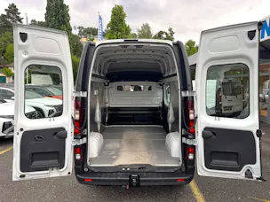 Renault Trafic 2.0 dCi 150 ADVANCE L2H2