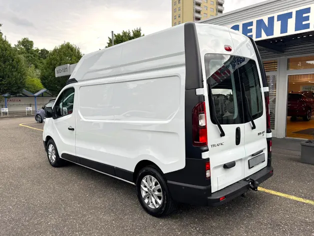 Renault Trafic 2.0 dCi 150 ADVANCE L2H2