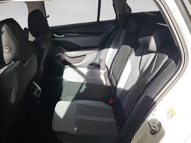 Škoda Octavia Combi 1.5 TSI mHEV DSG Selection