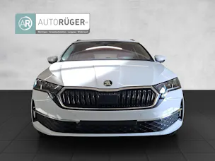 Škoda Octavia Combi 1.5 TSI mHEV DSG Selection