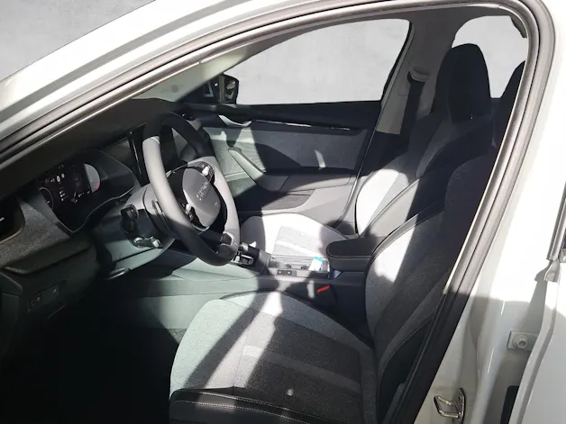 Škoda Octavia Combi 1.5 TSI mHEV DSG Selection