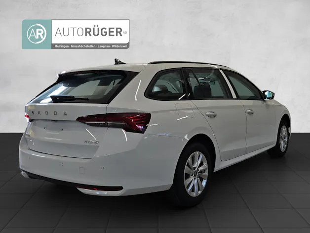 Škoda Octavia Combi 1.5 TSI mHEV DSG Selection