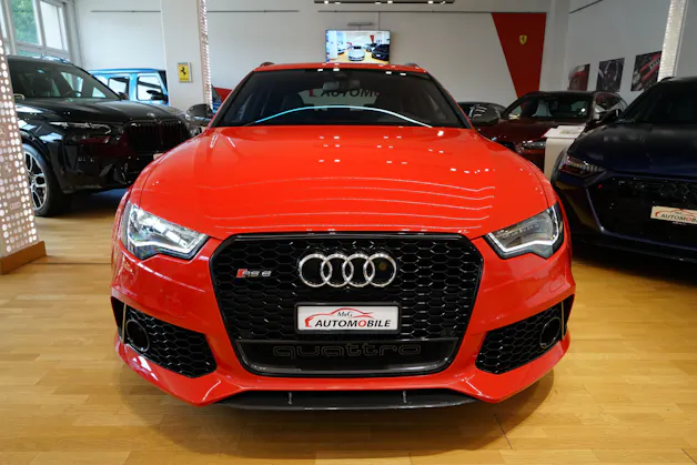 Audi RS6 Avant 4.0 TFSI V8 quattro Tiptronic Audi Exclusive