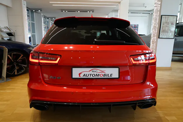 Audi RS6 Avant 4.0 TFSI V8 quattro Tiptronic Audi Exclusive