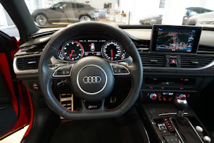 Audi RS6 Avant 4.0 TFSI V8 quattro Tiptronic Audi Exclusive
