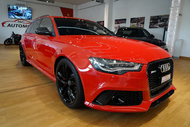 Audi RS6 Avant 4.0 TFSI V8 quattro Tiptronic Audi Exclusive