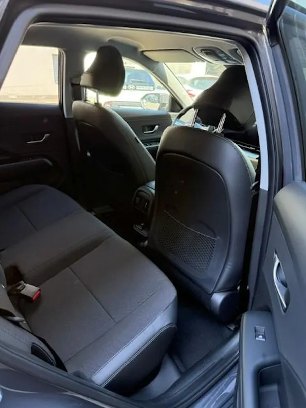 HYUNDAI Kona 65,4 kWh Electric Amplia