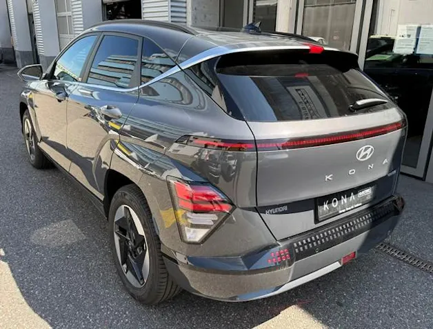 HYUNDAI Kona 65,4 kWh Electric Amplia