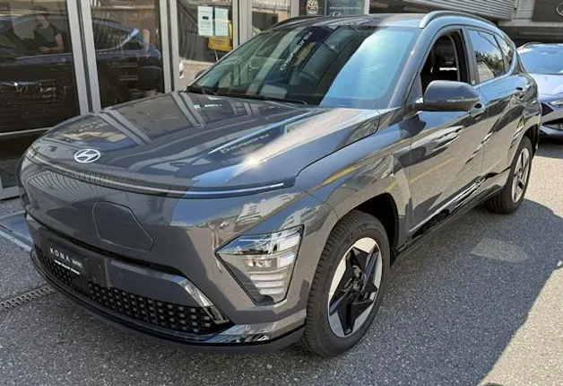 HYUNDAI Kona 65,4 kWh Electric Amplia