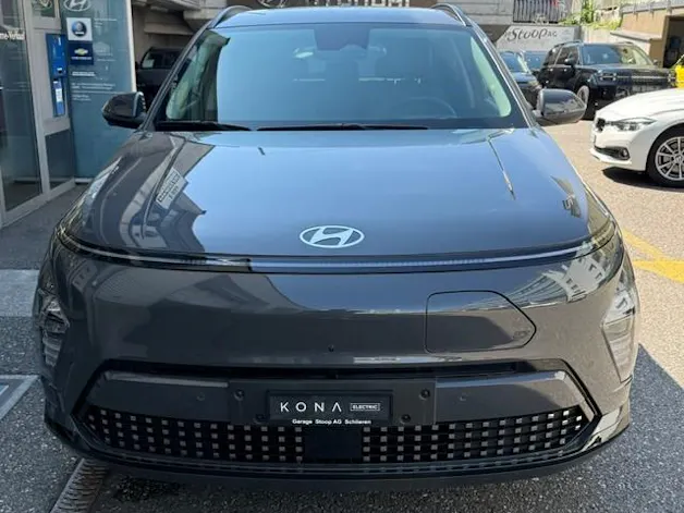 HYUNDAI Kona 65,4 kWh Electric Amplia