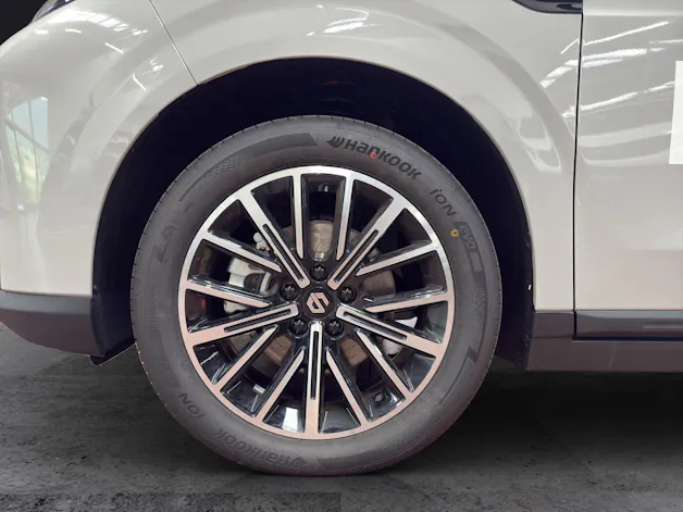Leapmotor B10 1.5 Hybrid EV