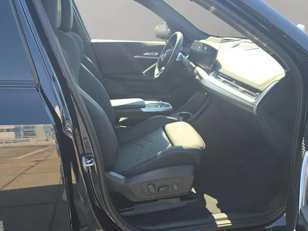 BMW iX1 xDrive 30 M Sport