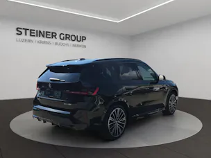 BMW iX1 xDrive 30 M Sport
