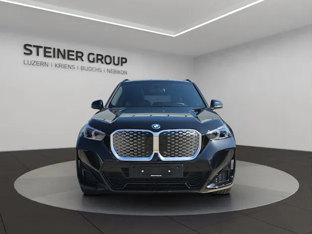 BMW iX1 xDrive 30 M Sport