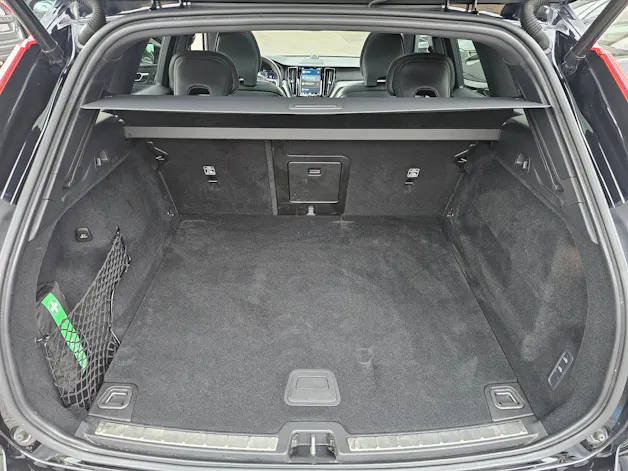 Volvo XC60 2.0 B5 MH Ultimate Dark AWD