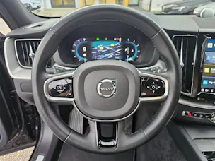 Volvo XC60 2.0 B5 MH Ultimate Dark AWD