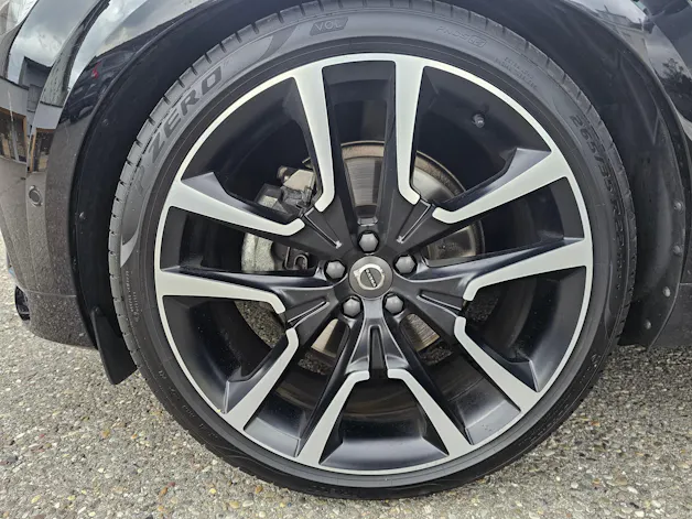 Volvo XC60 2.0 B5 MH Ultimate Dark AWD