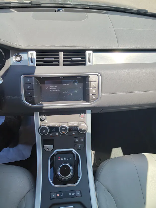 Land Rover Range Rover Evoque 2.0 Si4 SE AT9